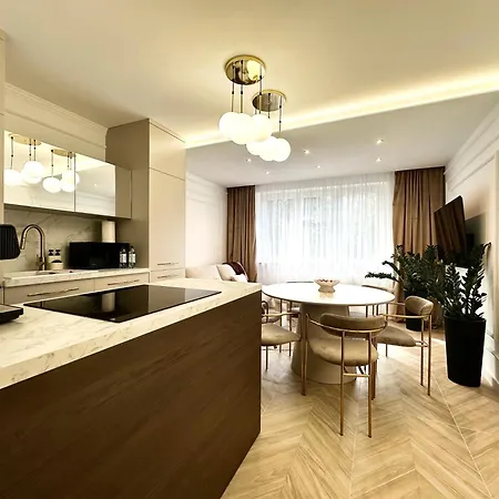 Apartmán Psie Budy -200m Main Square *