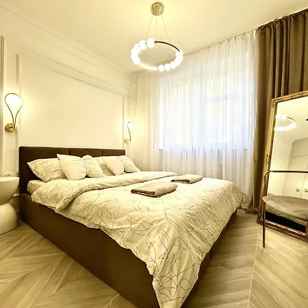 Apartment Psie Budy -200m Main Square
