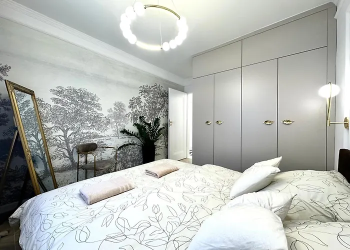 Apartment Psie Budy -200m Main Square *